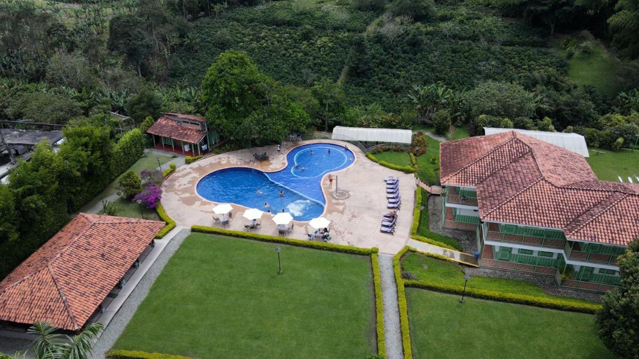 Hotel Eden Parque Del Cafe Montenegro Eksteriør billede